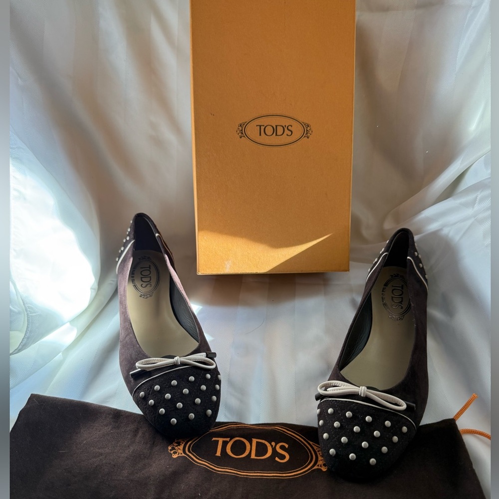 Tod’s Brown Suede Ballerina Flats with Pearl Accents — Size 38 1/2